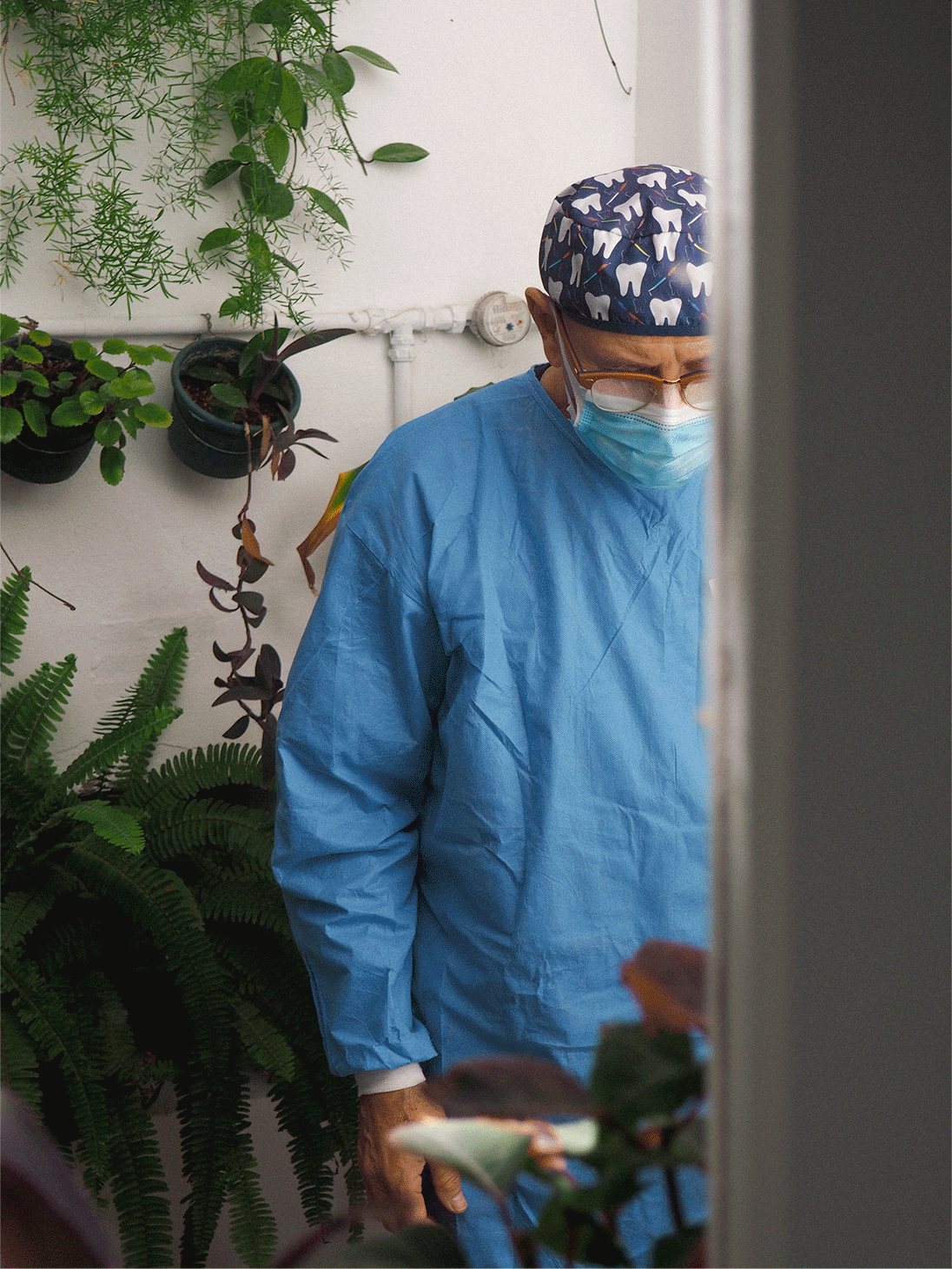 Dentists and dentist devices, like lights.